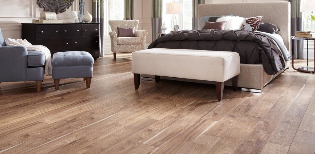 Reminiscent of old county fresh sawn lumber for added character in warmth from this Mannington Laminate.