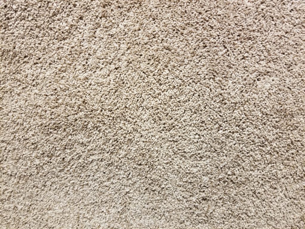 Mohawk Carpet's Gulf Breeze in color Apple Fritter - 30 oz Everstrand Revive PET