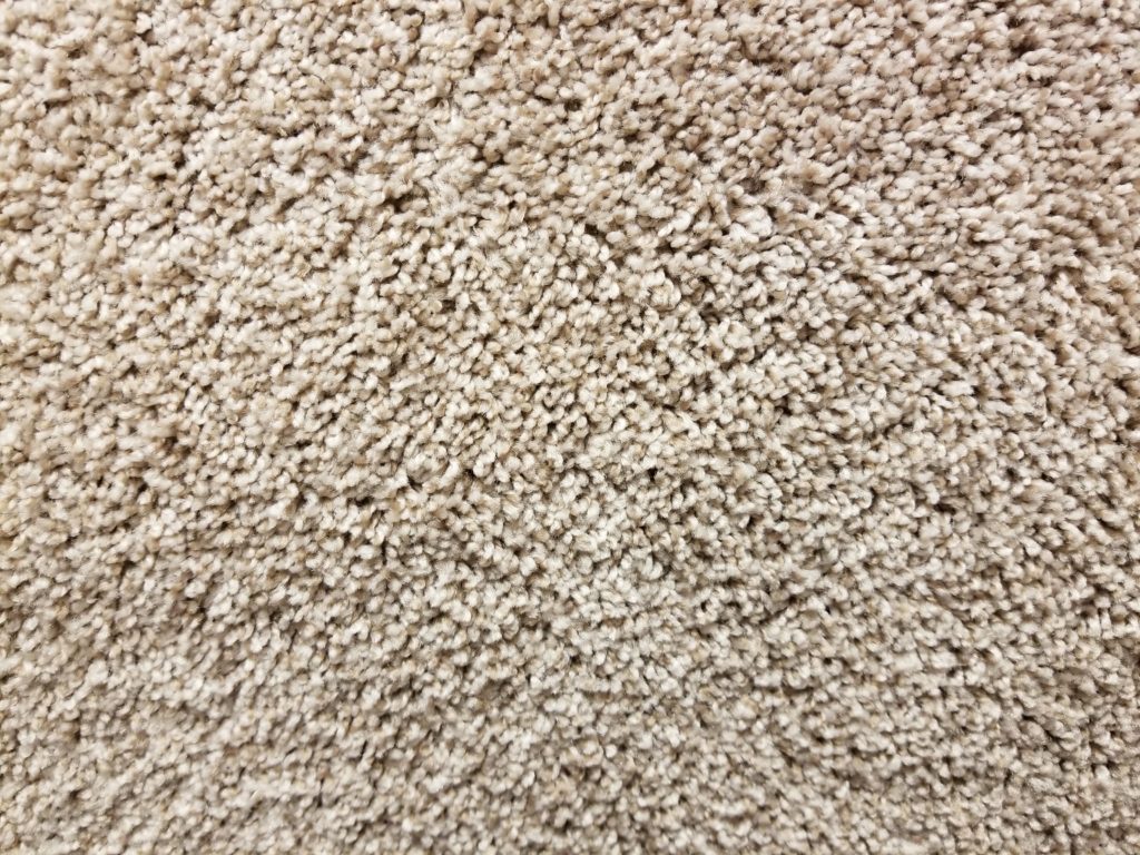 Mohawk Carpet's Gulf Breeze in color Apple Fritter - 30 oz Everstrand Revive PET